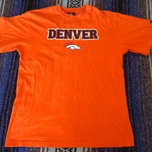 Vintage Y2K NFL Denver Broncos Tee Shirt